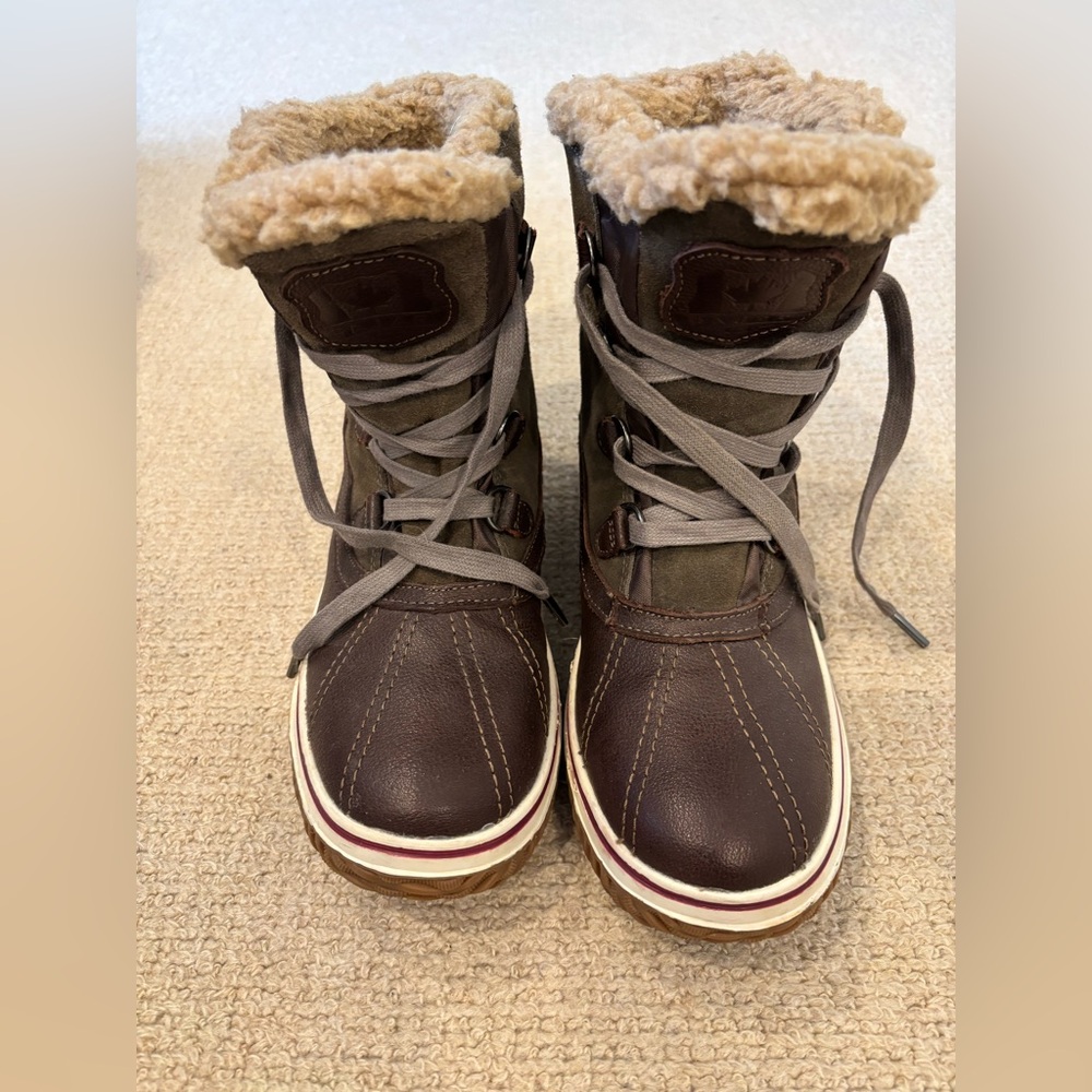 Pajar Canada Boots